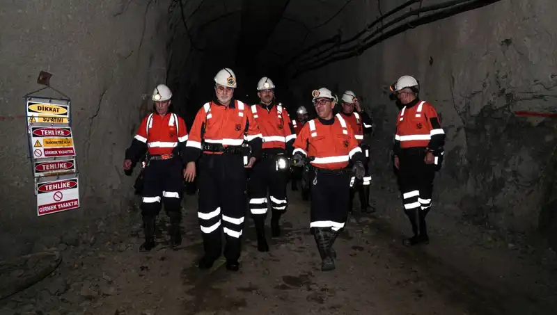Türkiye'nin Altın Madeninde Tarihi Gelişme: Bakan Işıkhan Yerinde İncelemelerde Bulundu