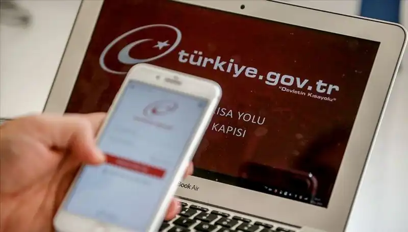 Türkiye’de e-Devlet İle Sunulan 8.000’den Fazla Hizmet: Bakan Kacır Açıklama Yaptı