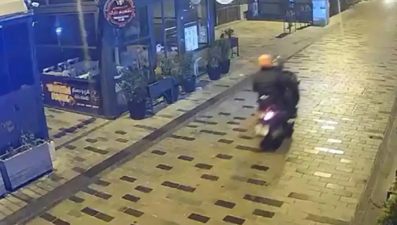 Gece Kulübünde Sıra Dışı Haraç Saldırısı: Torpil ve Silah Kullanıldı