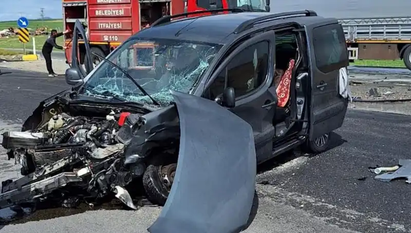 Ankara Yolunda Feci Kaza: Üç Yaralı, Detaylar Şok Edici