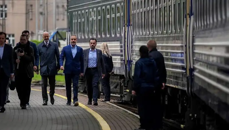 Dışişleri Bakanı Fidan, Ukrayna Ziyaretini Tamamladı: Bölgesel İlişkilerde Yeni Sayfa