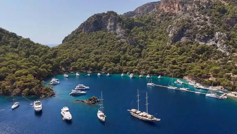 Göcek Koylarında Müziğe Veda: Yeni Yasak ve Getirdiği Tartışmalar