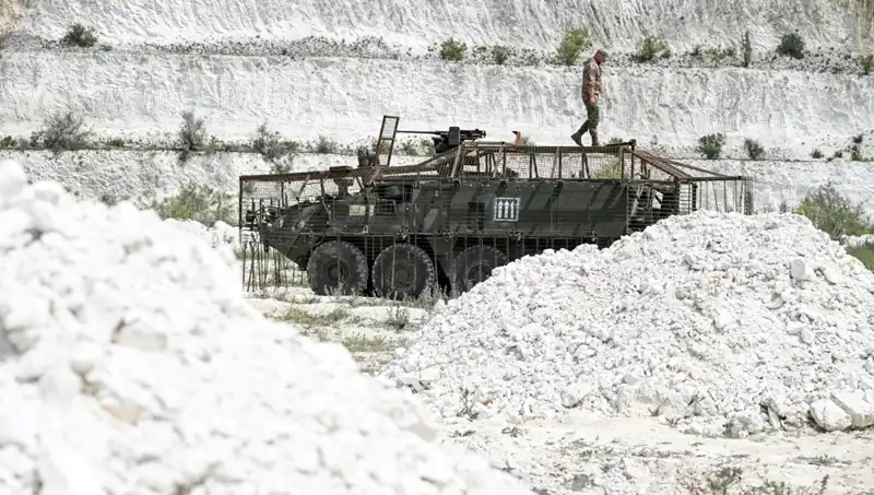 Ukrayna, ABD'li Yetkiliyi Bakanlığa Çağırdı: Silah Yardımı İçin Acil Alarm!