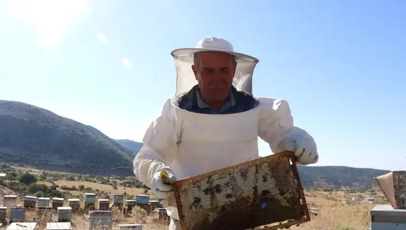 25 Yıl Önce Mobilya İşini Bıraktı, Şimdi 2 Ton Üretiyor!