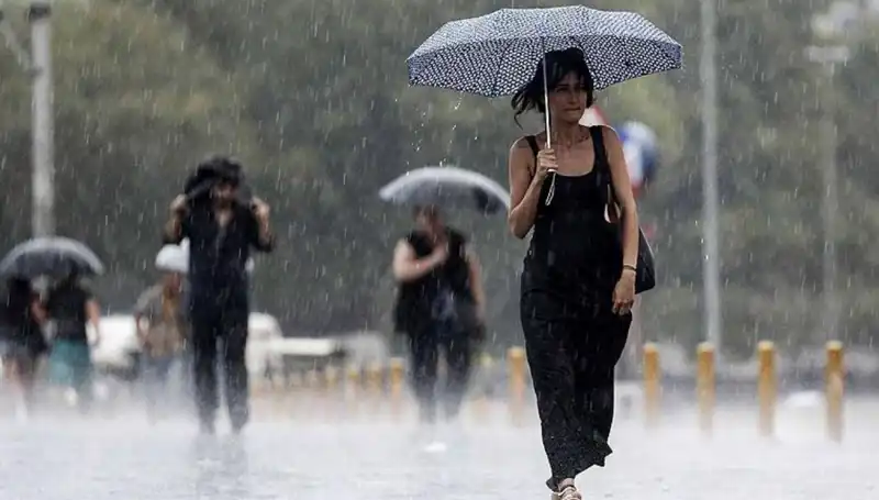 Meteoroloji'den Uyarı: İstanbul ve Ankara’da Sağanak Yağışların Etkisi Artacak