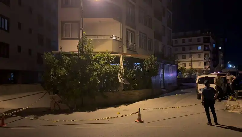 İstanbul'da Kafeye Yapılan Silahlı Saldırı: Olayın Detayları ve Sonrası