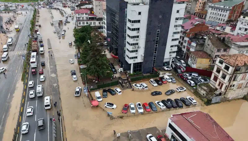 Trabzon’da Sel Felaketi: Kayıp Kişi İçin Umutlar Tükeniyor!
