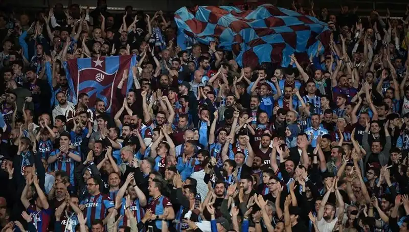 Trabzonspor-Galatasaray Maçının Biletleri Satışa Çıktı: Heyecan Dorukta!