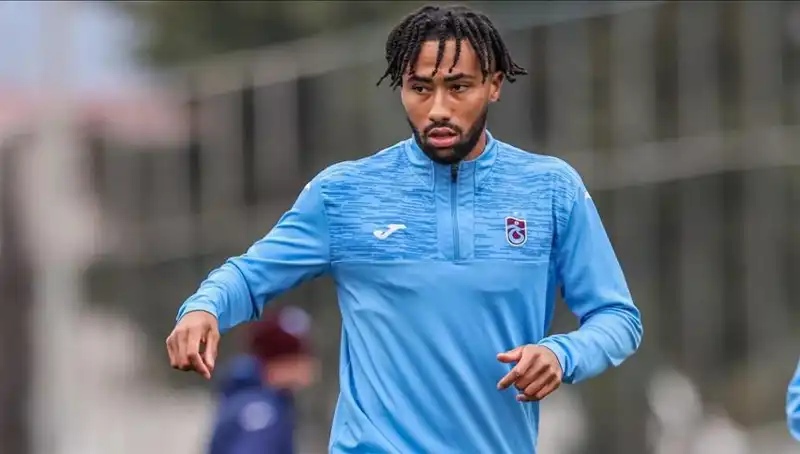 Trabzonspor'a Folcarelli'den Geçici Ayrılık: Taraftar Üzüldü